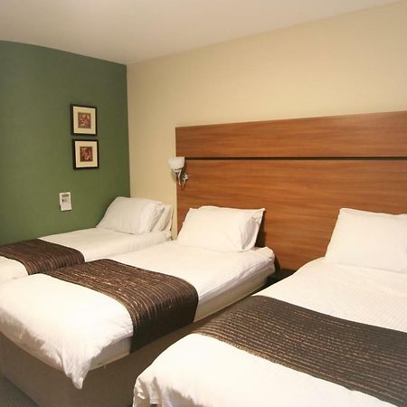 ดอนคาสเตอร์ อินเตอร์เนชั่นแนล โฮเต็ล Hotel ภายนอก รูปภาพ