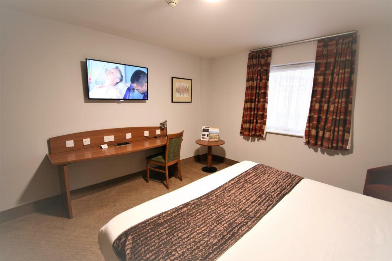 ดอนคาสเตอร์ อินเตอร์เนชั่นแนล โฮเต็ล Hotel ภายนอก รูปภาพ