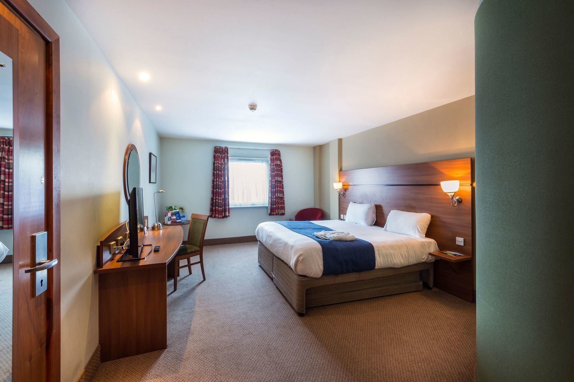 ดอนคาสเตอร์ อินเตอร์เนชั่นแนล โฮเต็ล Hotel ภายนอก รูปภาพ